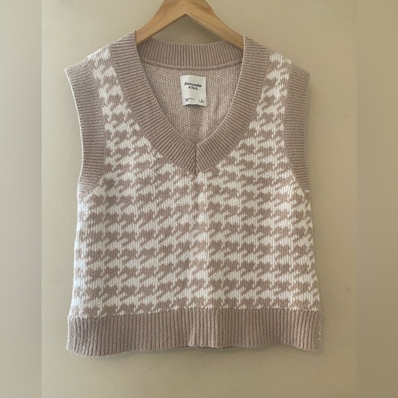 Abercrombie & fitch knit argyle vest - Picture 1 of 4